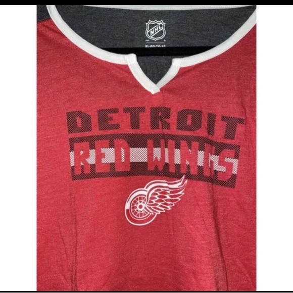 Detroit Red Wings NHL Shirt Girls Sz XL - Picture 3 of 7